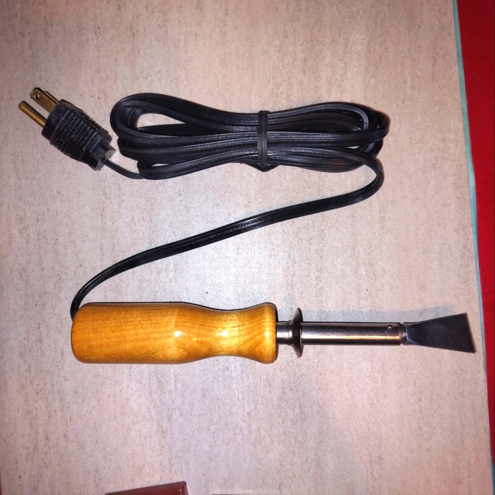 Mohawk Finishing Products, Inc. Burn In Knife for Woodworking & Flipping